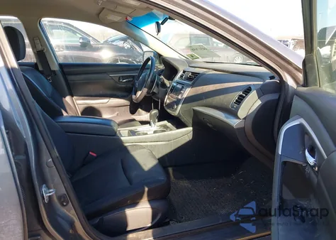 2016 Nissan Altima 2.5 Sr z USA, uszkodzony, nr VIN 1N4AL3AP1GC223803